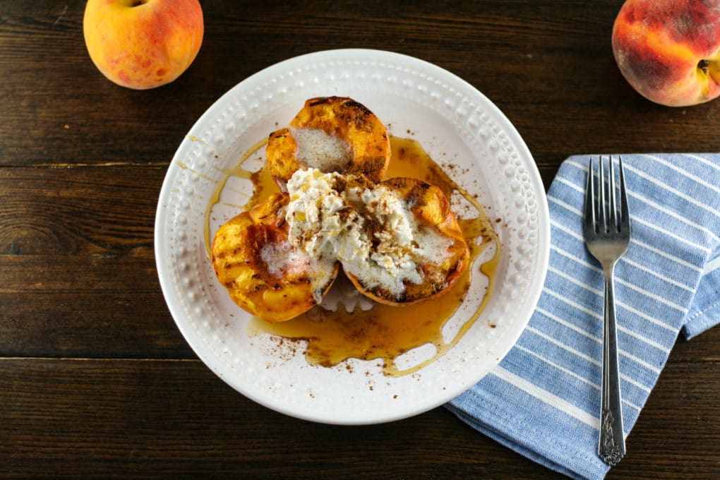 grilled peaches with honey and coconut cream