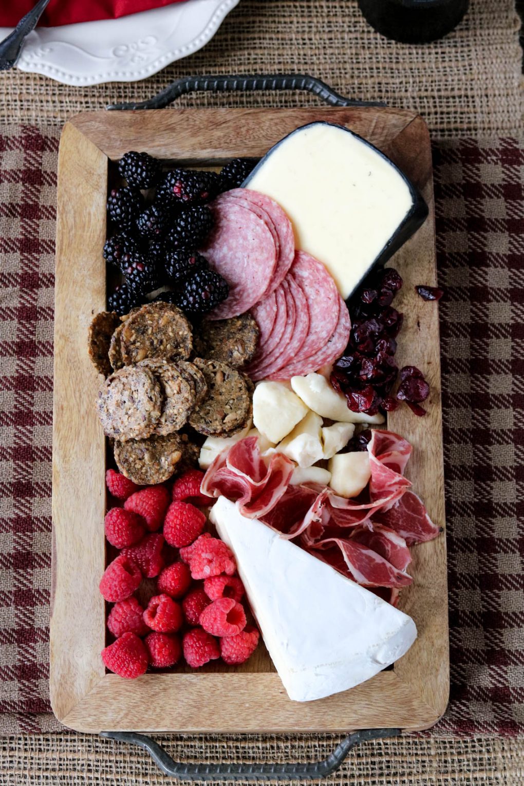 Thanksgiving-meat-and-cheese-board